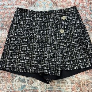 Zara Black and White Tweed Skort